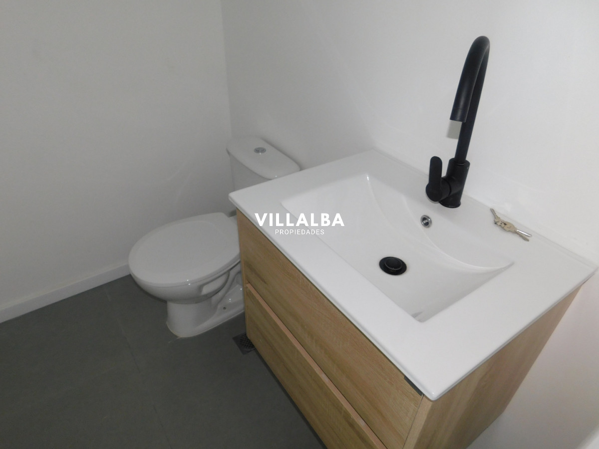 Apartamento ID.4409 - PENT HOUSE EN PINARES PRIMERA FILA 3 DORMITORIOS A ESTRENAR