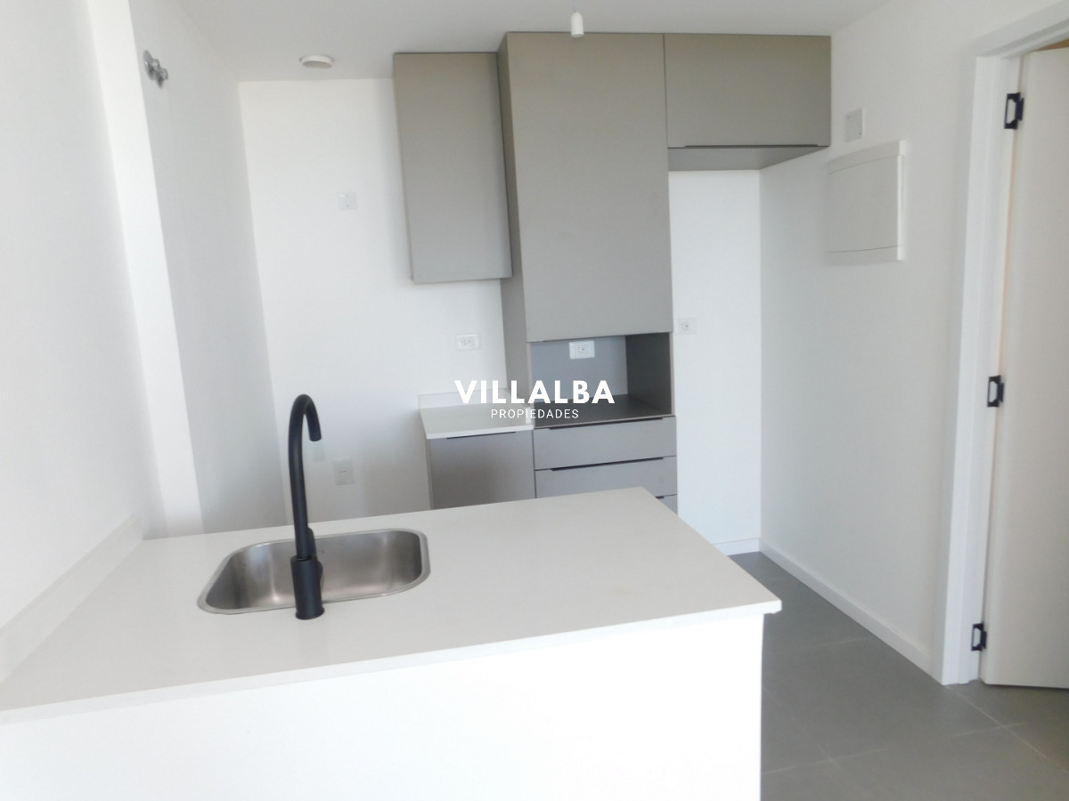 Apartamento ID.4409 - PENT HOUSE EN PINARES PRIMERA FILA 3 DORMITORIOS A ESTRENAR