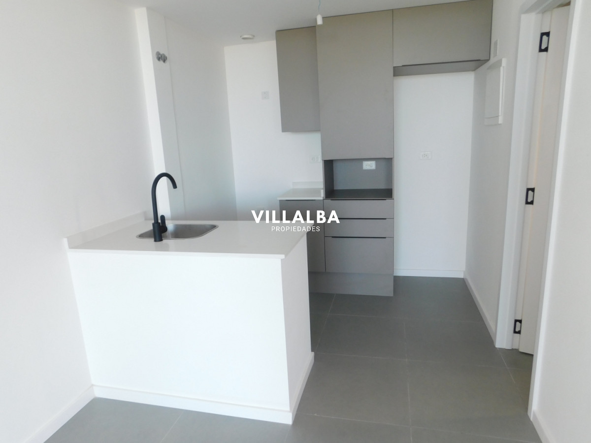 Apartamento ID.4409 - PENT HOUSE EN PINARES PRIMERA FILA 3 DORMITORIOS A ESTRENAR