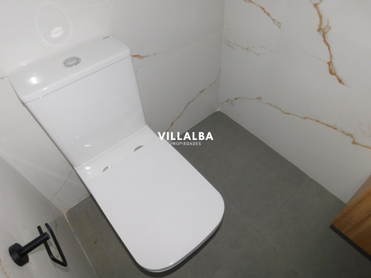 Apartamento ID.4409 - PENT HOUSE EN PINARES PRIMERA FILA 3 DORMITORIOS A ESTRENAR