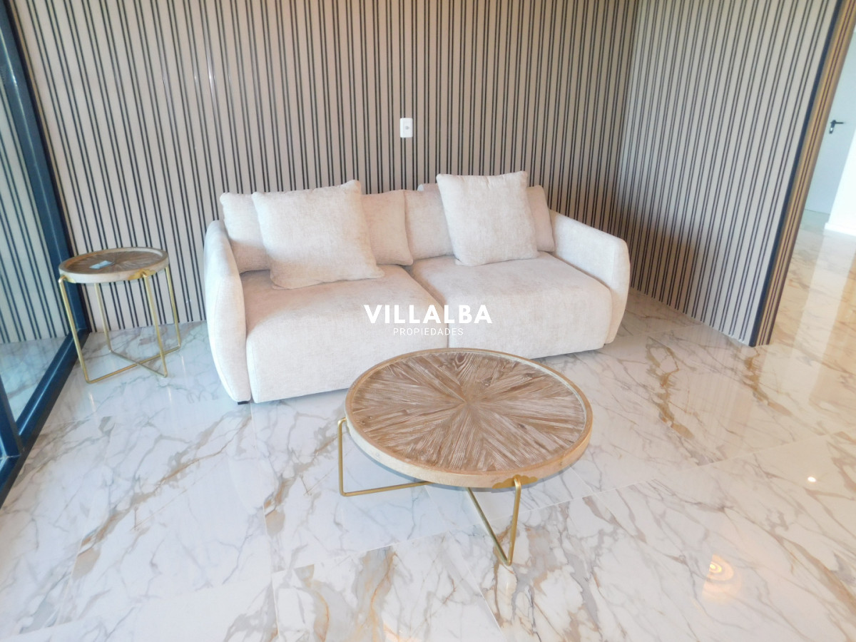 Apartamento ID.4409 - PENT HOUSE EN PINARES PRIMERA FILA 3 DORMITORIOS A ESTRENAR