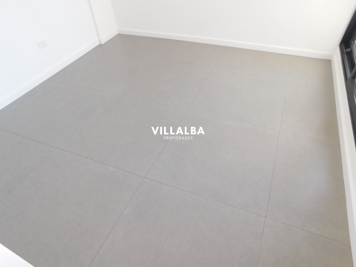 Apartamento ID.4409 - PENT HOUSE EN PINARES PRIMERA FILA 3 DORMITORIOS A ESTRENAR