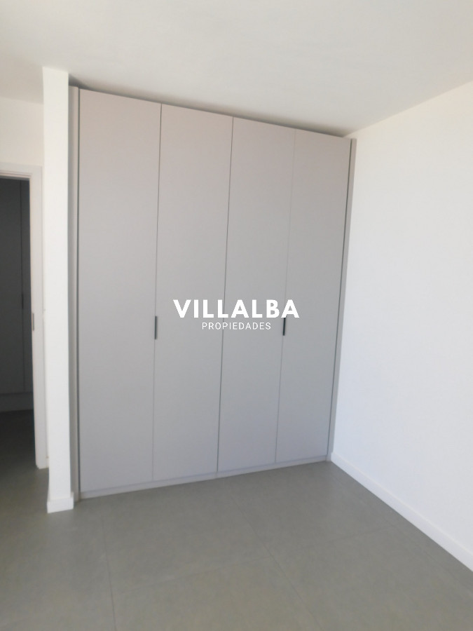 Apartamento ID.4409 - PENT HOUSE EN PINARES PRIMERA FILA 3 DORMITORIOS A ESTRENAR