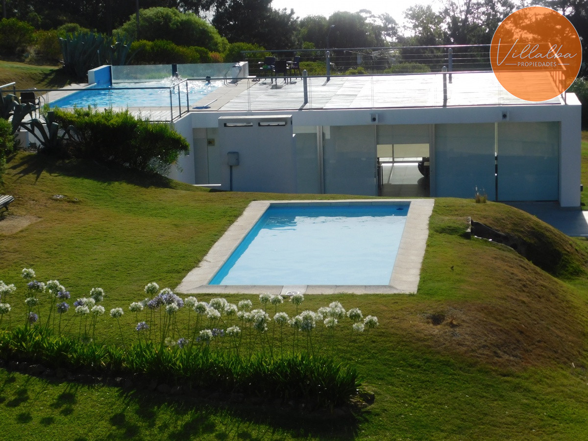 Apartamento ID.3227 - APARTAMENTO EN PUNTA BALLENA 2 DORMITORIOS VENTA Y ALQUILER