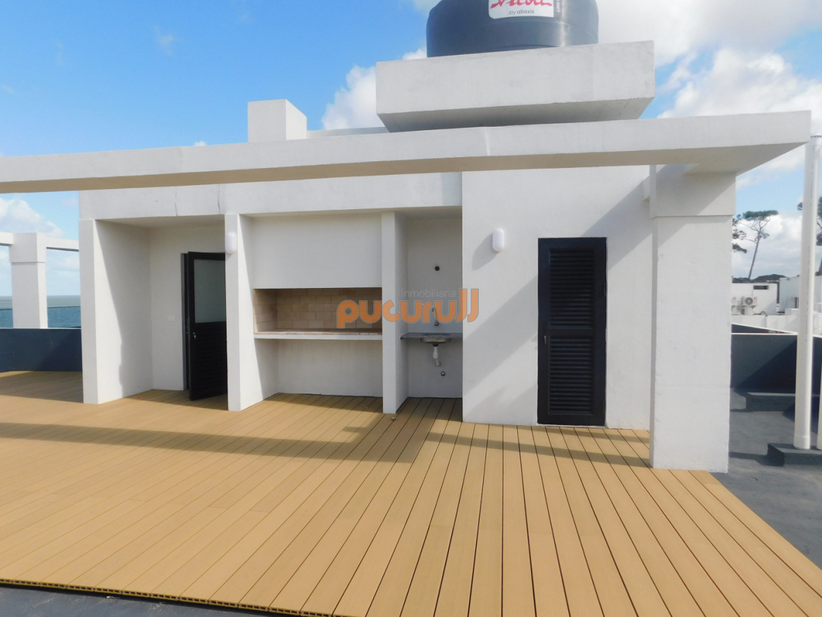 Apartamento ID.2669 - PENT HOUSE EN PINARES PRIMERA FILA 3 DORMITORIOS A ESTRENAR