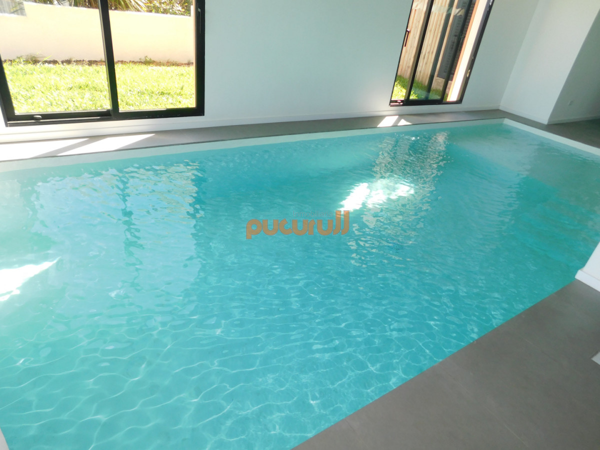 Apartamento ID.2669 - PENT HOUSE EN PINARES PRIMERA FILA 3 DORMITORIOS A ESTRENAR