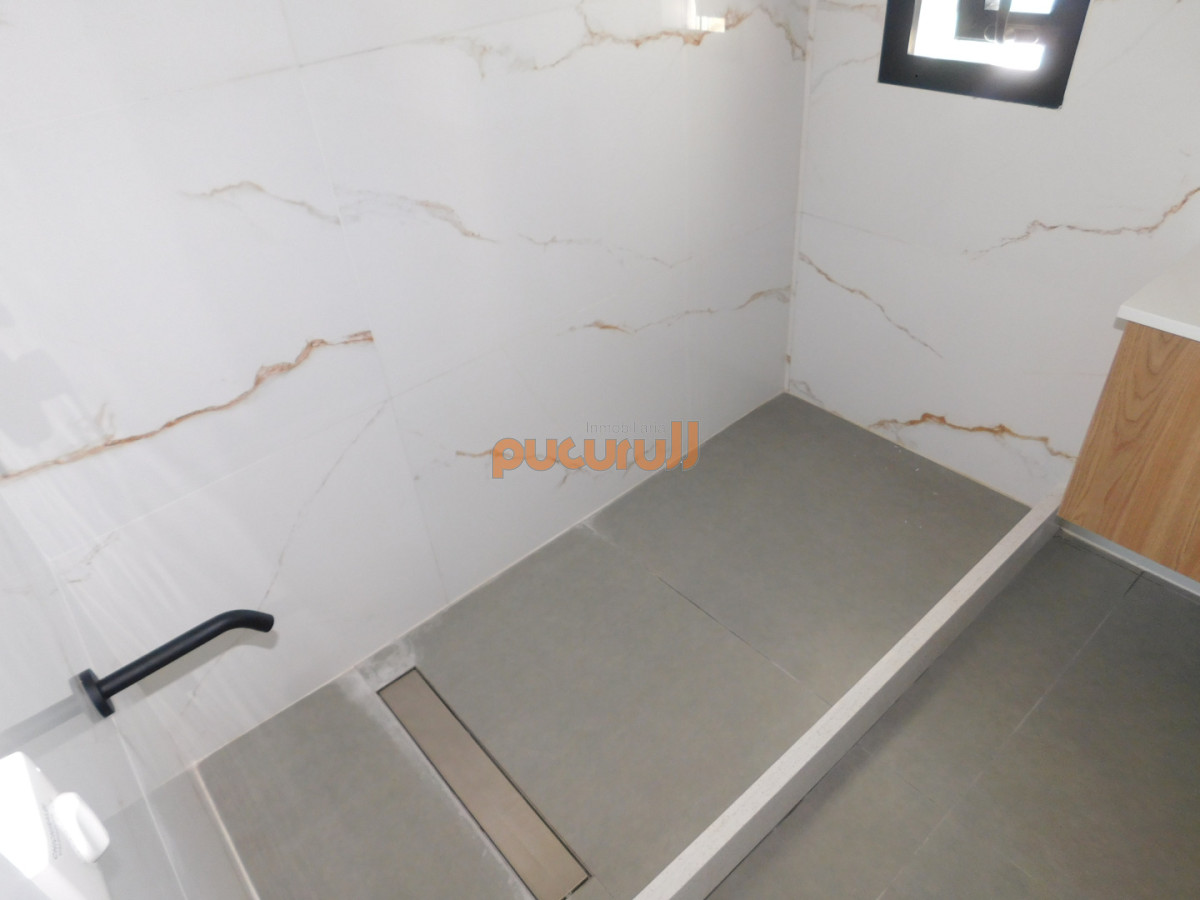 Apartamento ID.2669 - PENT HOUSE EN PINARES PRIMERA FILA 3 DORMITORIOS A ESTRENAR