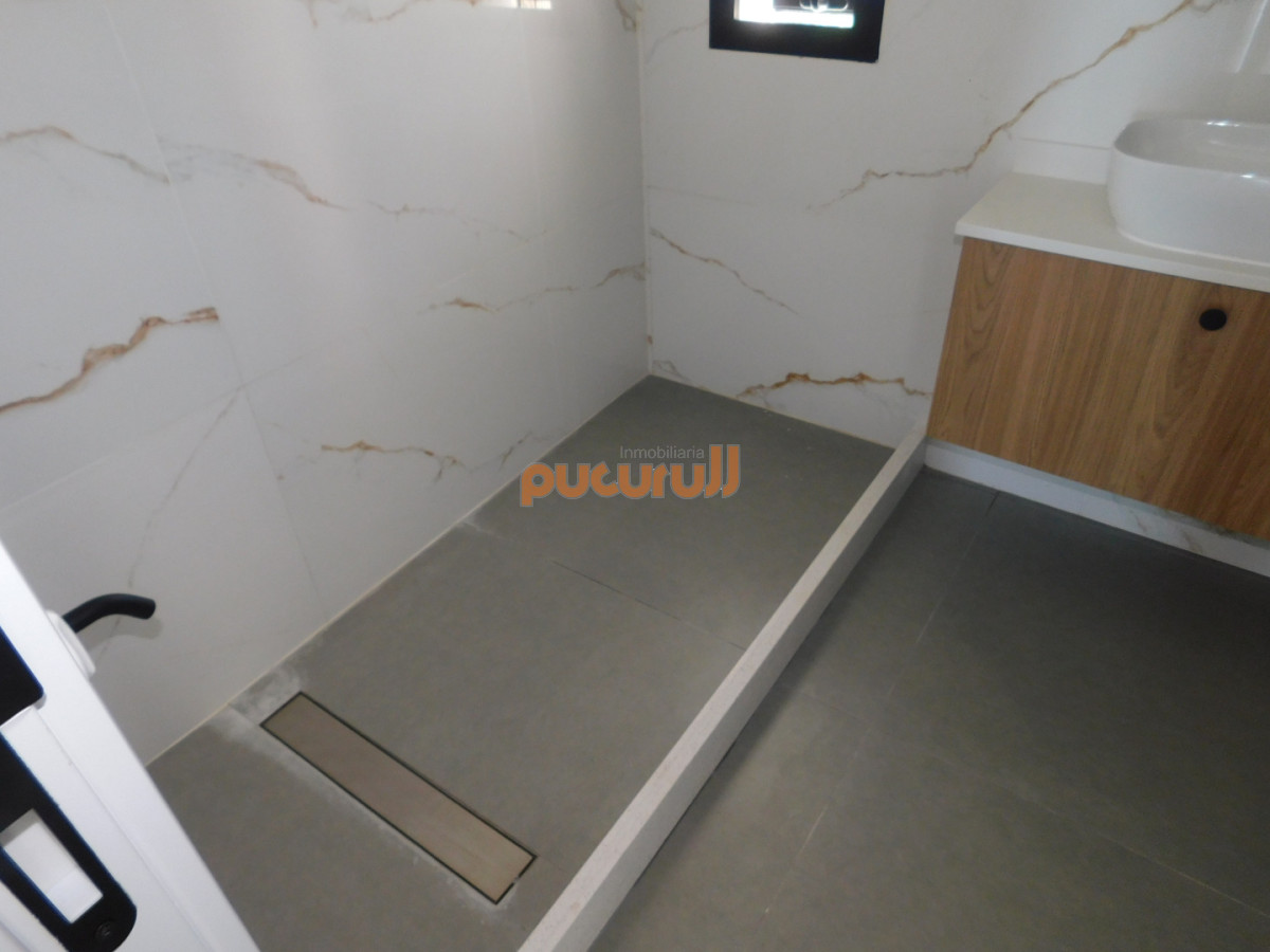 Apartamento ID.2669 - PENT HOUSE EN PINARES PRIMERA FILA 3 DORMITORIOS A ESTRENAR