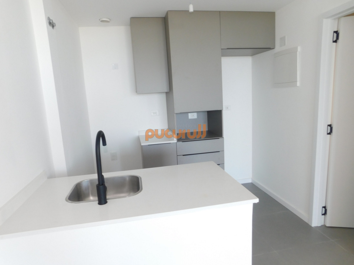 Apartamento ID.2669 - PENT HOUSE EN PINARES PRIMERA FILA 3 DORMITORIOS A ESTRENAR