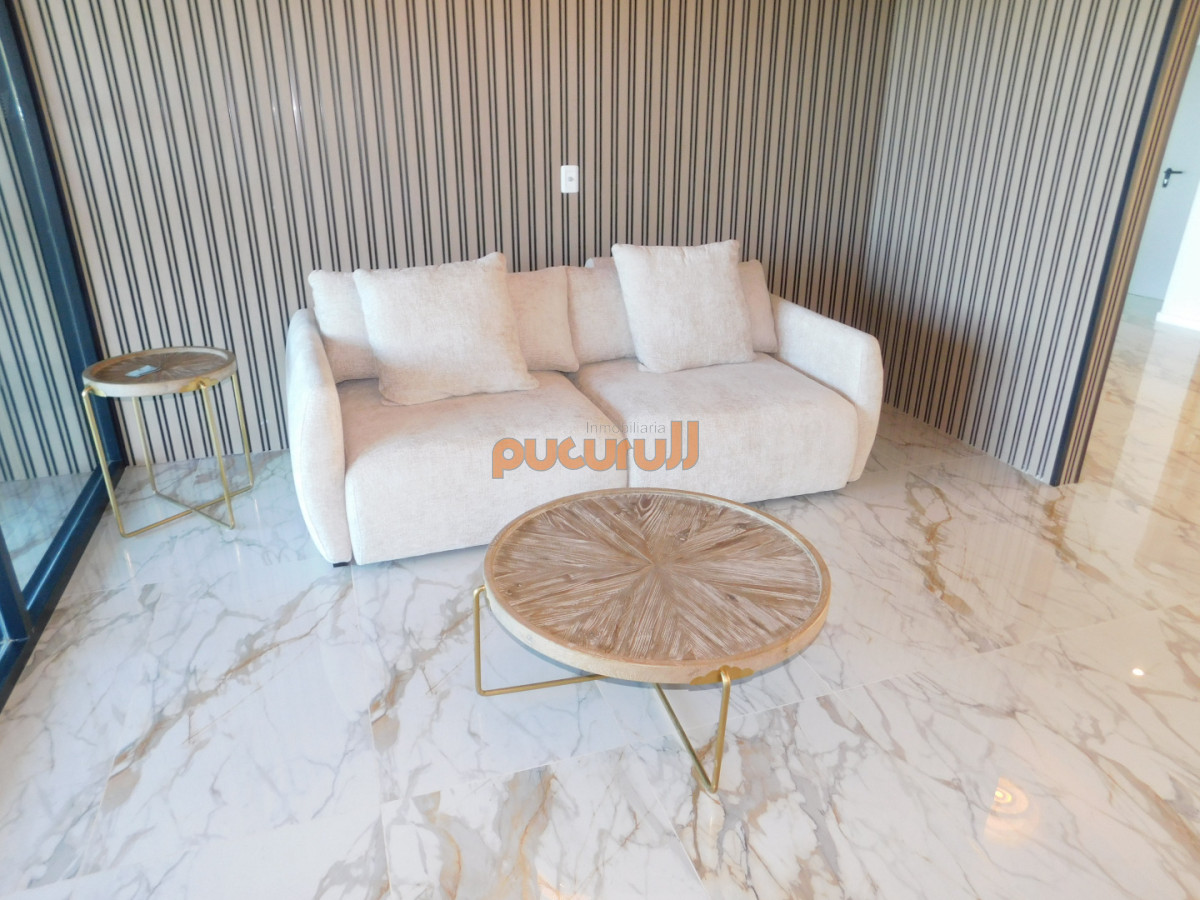 Apartamento ID.2669 - PENT HOUSE EN PINARES PRIMERA FILA 3 DORMITORIOS A ESTRENAR