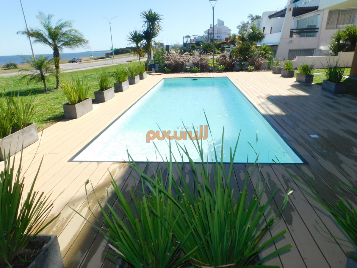 Apartamento ID.2669 - PENT HOUSE EN PINARES PRIMERA FILA 3 DORMITORIOS A ESTRENAR