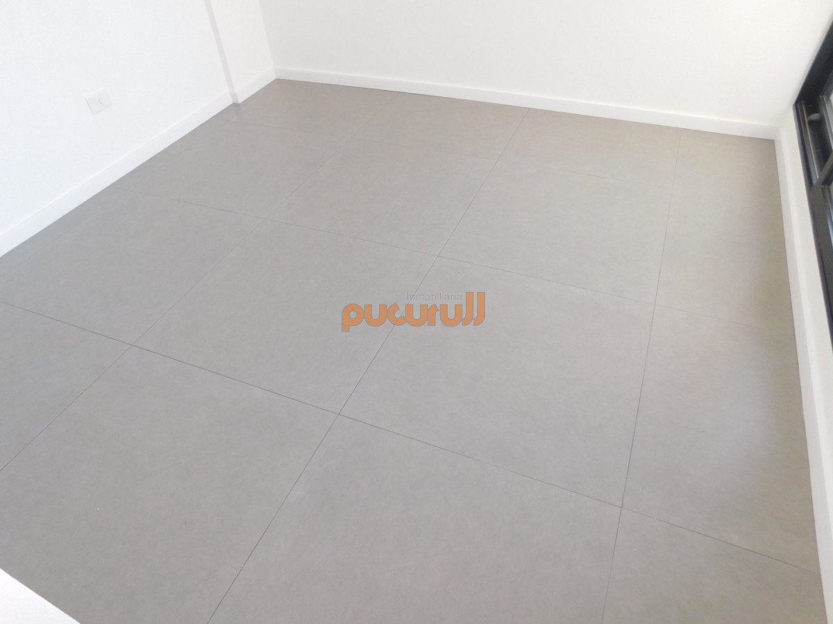 Apartamento ID.2669 - PENT HOUSE EN PINARES PRIMERA FILA 3 DORMITORIOS A ESTRENAR