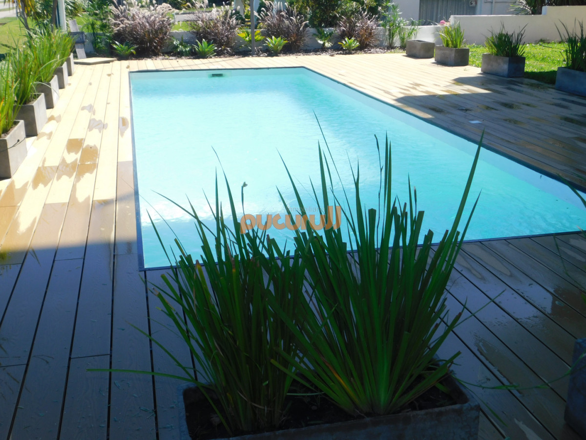 Apartamento ID.2669 - PENT HOUSE EN PINARES PRIMERA FILA 3 DORMITORIOS A ESTRENAR