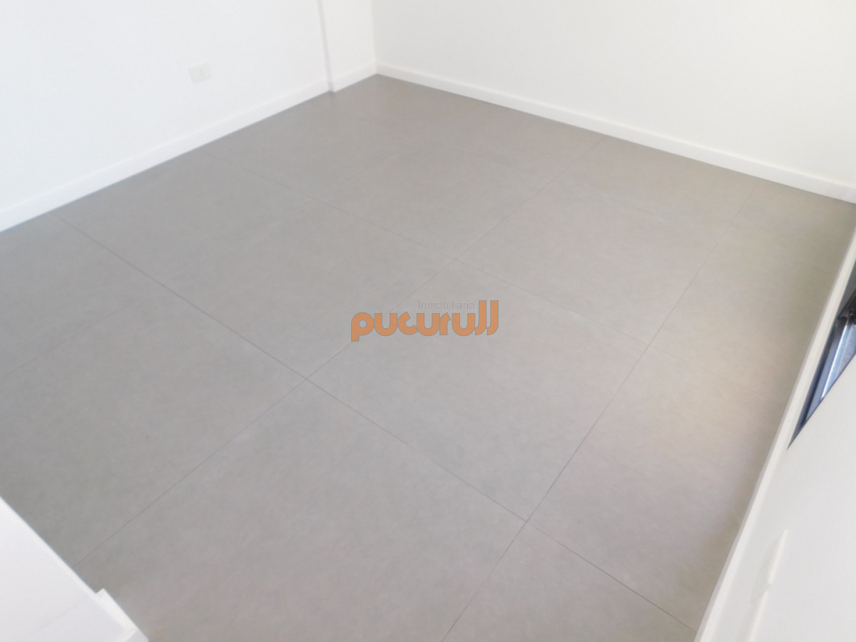 Apartamento ID.2669 - PENT HOUSE EN PINARES PRIMERA FILA 3 DORMITORIOS A ESTRENAR