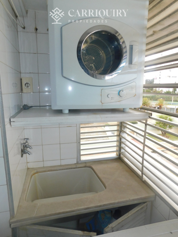 Apartamento ID.10454 - APARTAMENTO EN VENTA 3 DORMITORIOS EN PLAYA MANSA