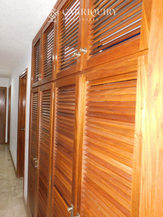 Apartamento ID.10454 - APARTAMENTO EN VENTA 3 DORMITORIOS EN PLAYA MANSA