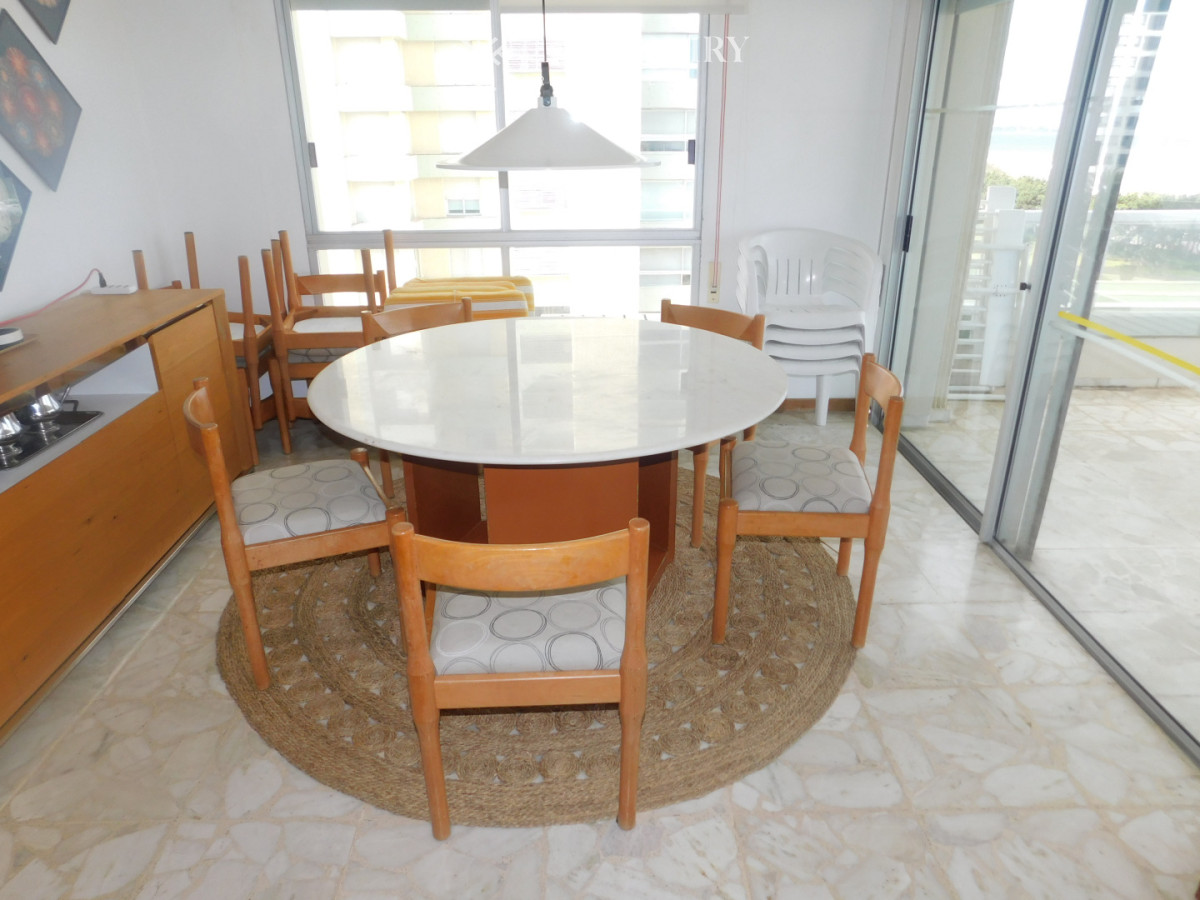 Apartamento ID.10454 - APARTAMENTO EN VENTA 3 DORMITORIOS EN PLAYA MANSA