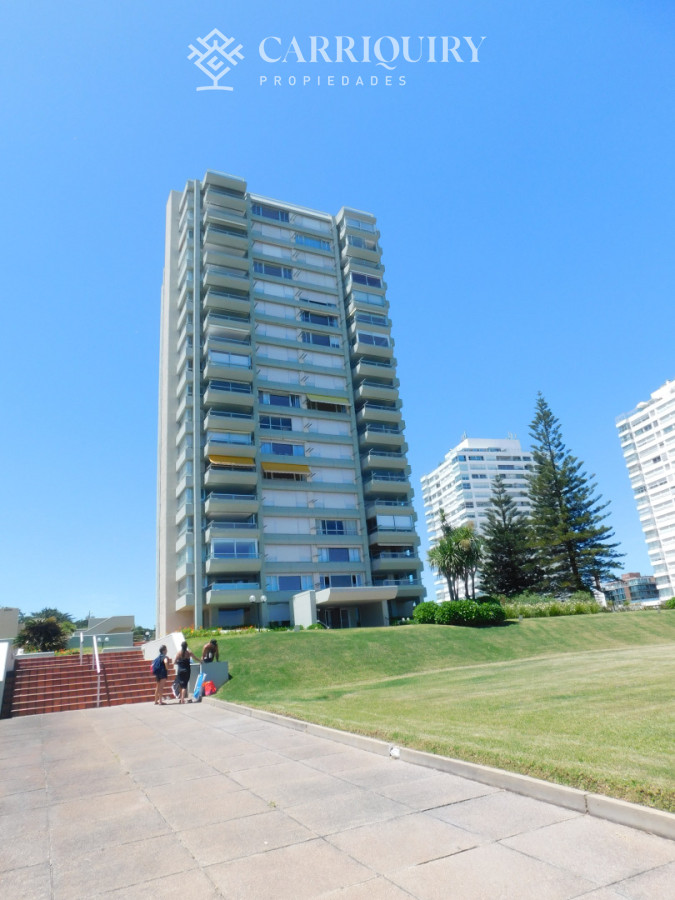 Apartamento ID.10454 - APARTAMENTO EN VENTA 3 DORMITORIOS EN PLAYA MANSA
