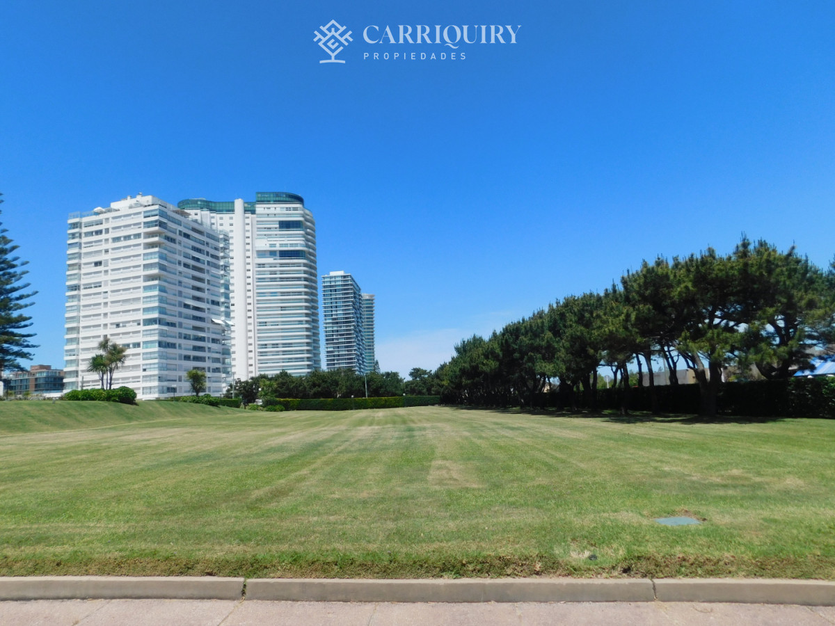 Apartamento ID.10454 - APARTAMENTO EN VENTA 3 DORMITORIOS EN PLAYA MANSA
