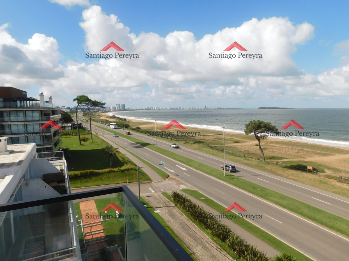 Apartamento ID.17012 - PENT HOUSE EN PINARES PRIMERA FILA 3 DORMITORIOS A ESTRENAR