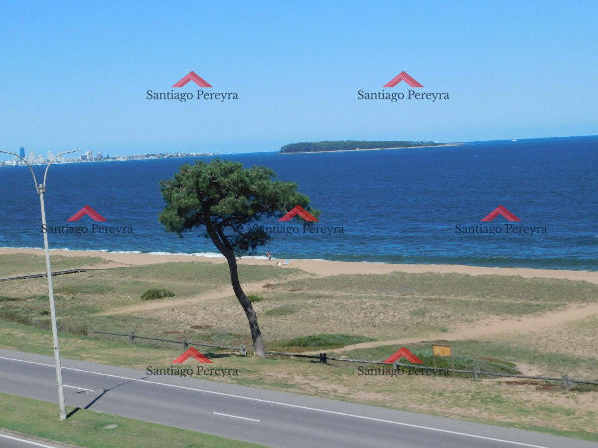 Apartamento ID.17012 - PENT HOUSE EN PINARES PRIMERA FILA 3 DORMITORIOS A ESTRENAR