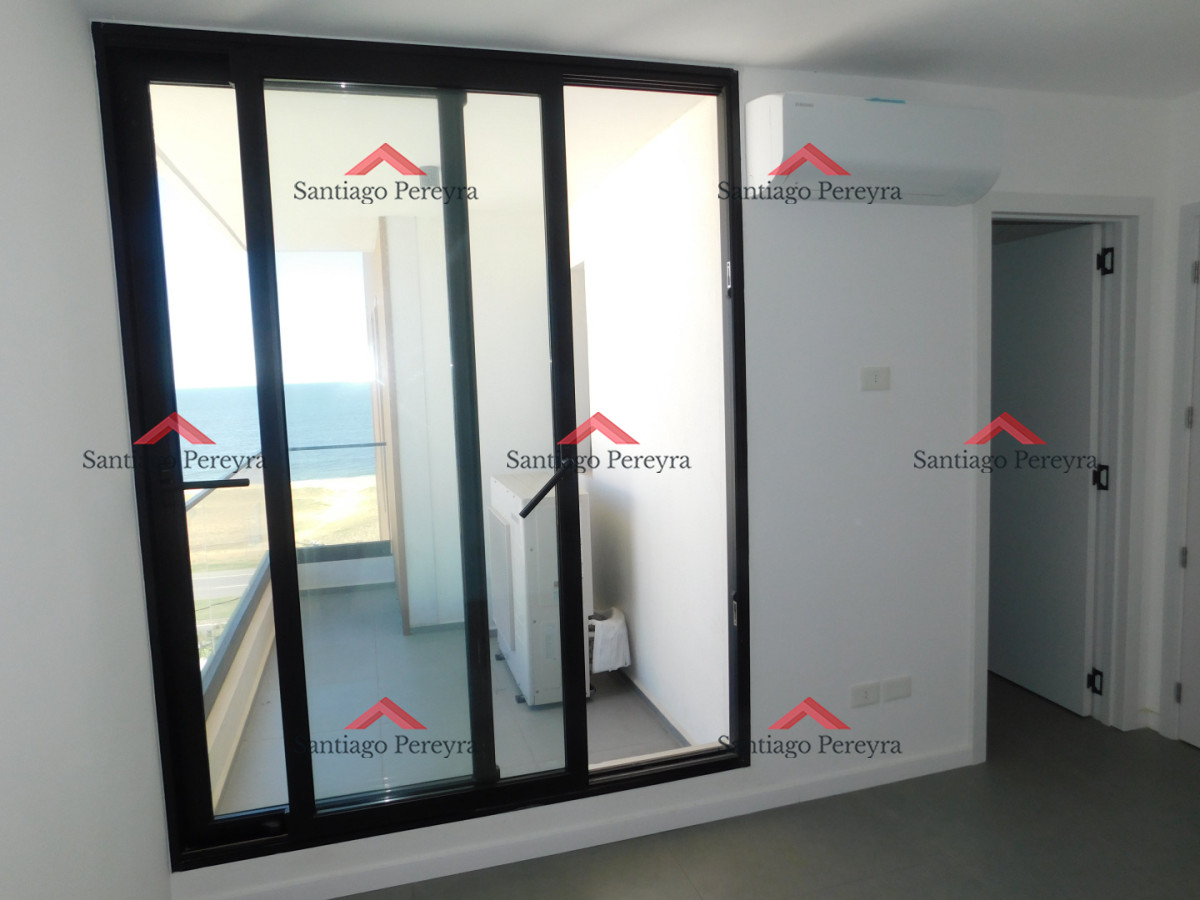 Apartamento ID.17012 - PENT HOUSE EN PINARES PRIMERA FILA 3 DORMITORIOS A ESTRENAR