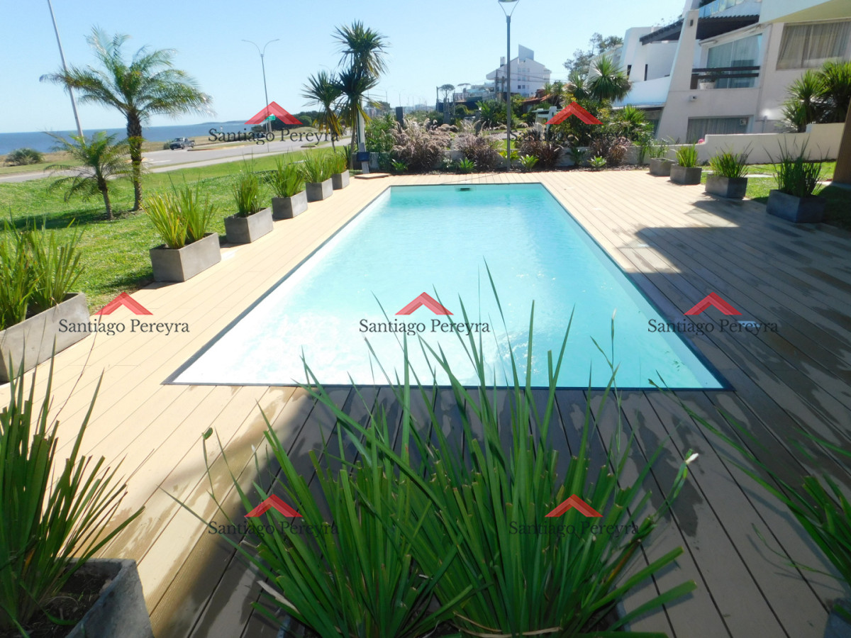 Apartamento ID.17012 - PENT HOUSE EN PINARES PRIMERA FILA 3 DORMITORIOS A ESTRENAR