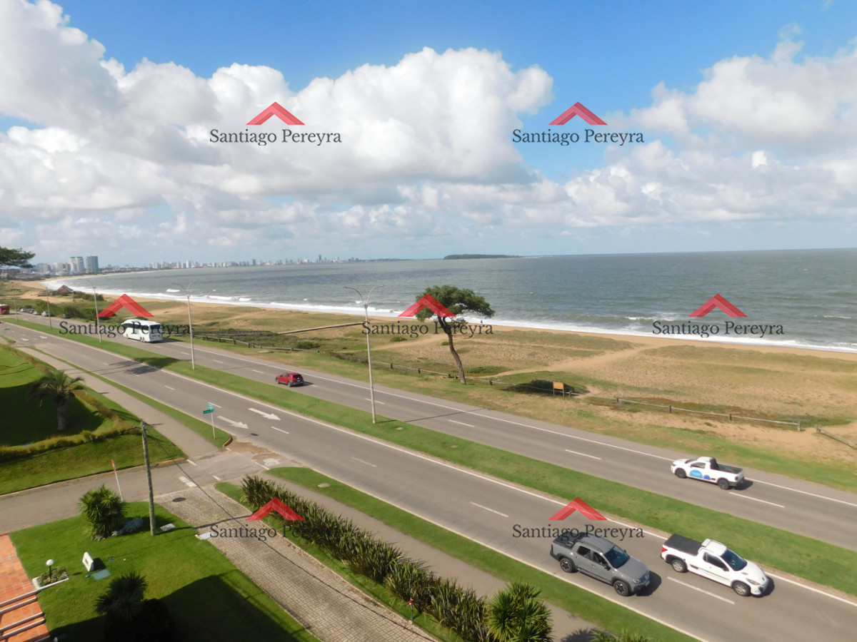 Apartamento ID.17012 - PENT HOUSE EN PINARES PRIMERA FILA 3 DORMITORIOS A ESTRENAR