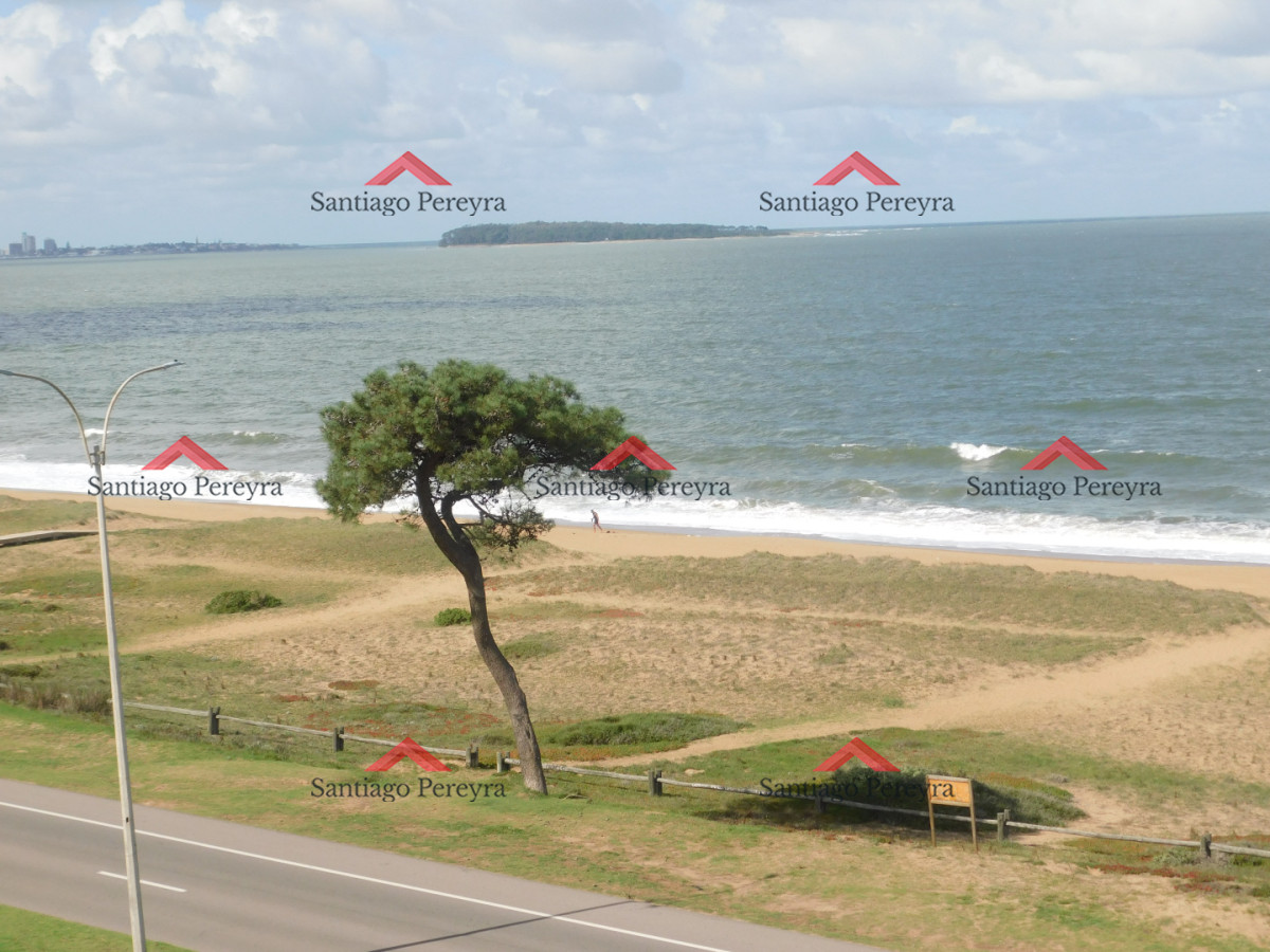 Apartamento ID.17012 - PENT HOUSE EN PINARES PRIMERA FILA 3 DORMITORIOS A ESTRENAR