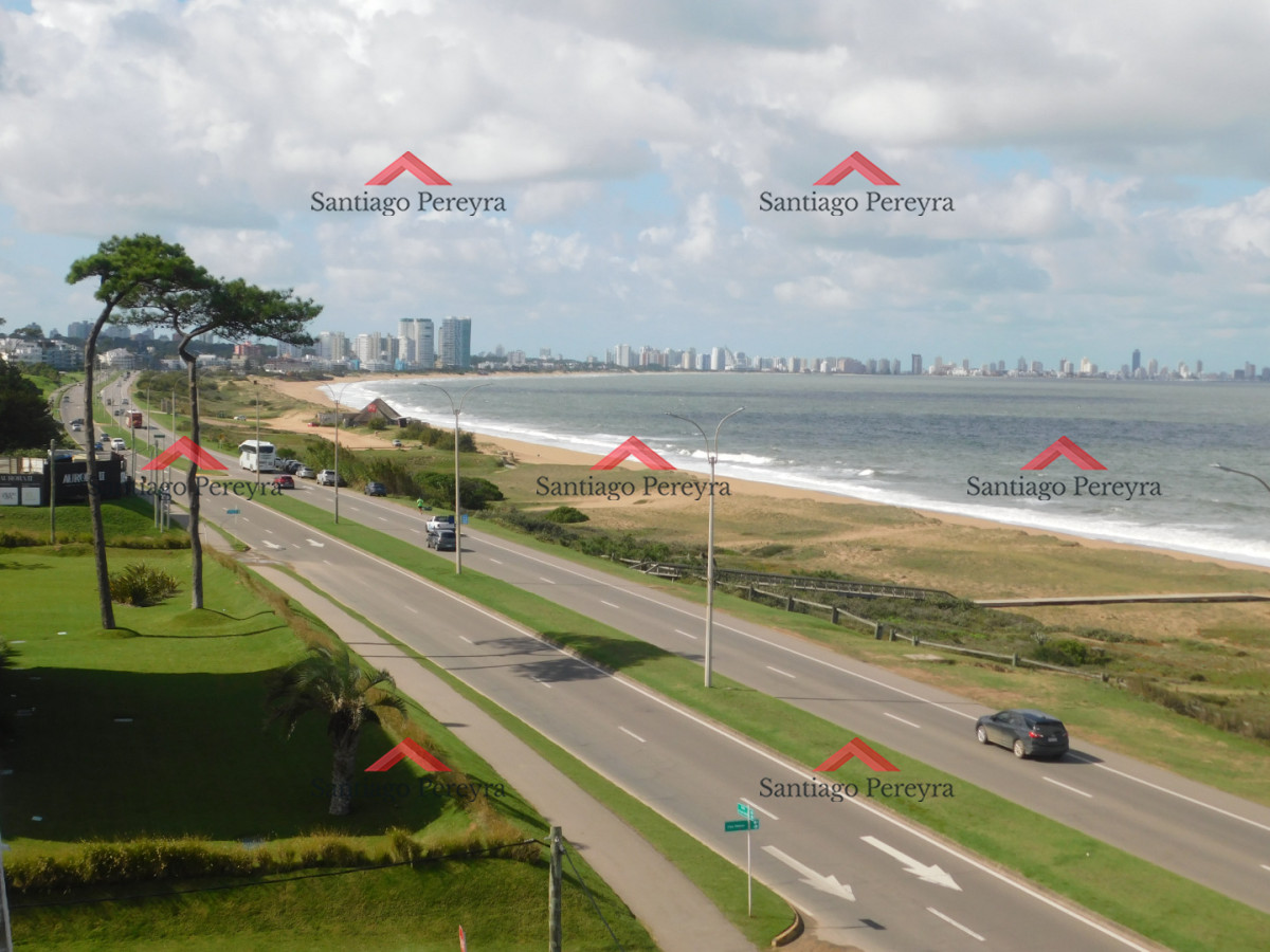 Apartamento ID.17012 - PENT HOUSE EN PINARES PRIMERA FILA 3 DORMITORIOS A ESTRENAR