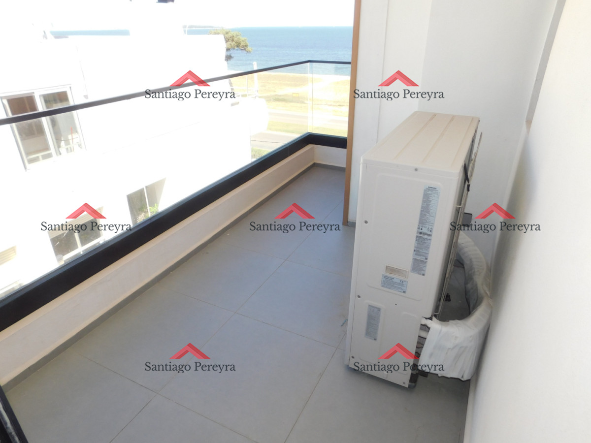 Apartamento ID.17012 - PENT HOUSE EN PINARES PRIMERA FILA 3 DORMITORIOS A ESTRENAR