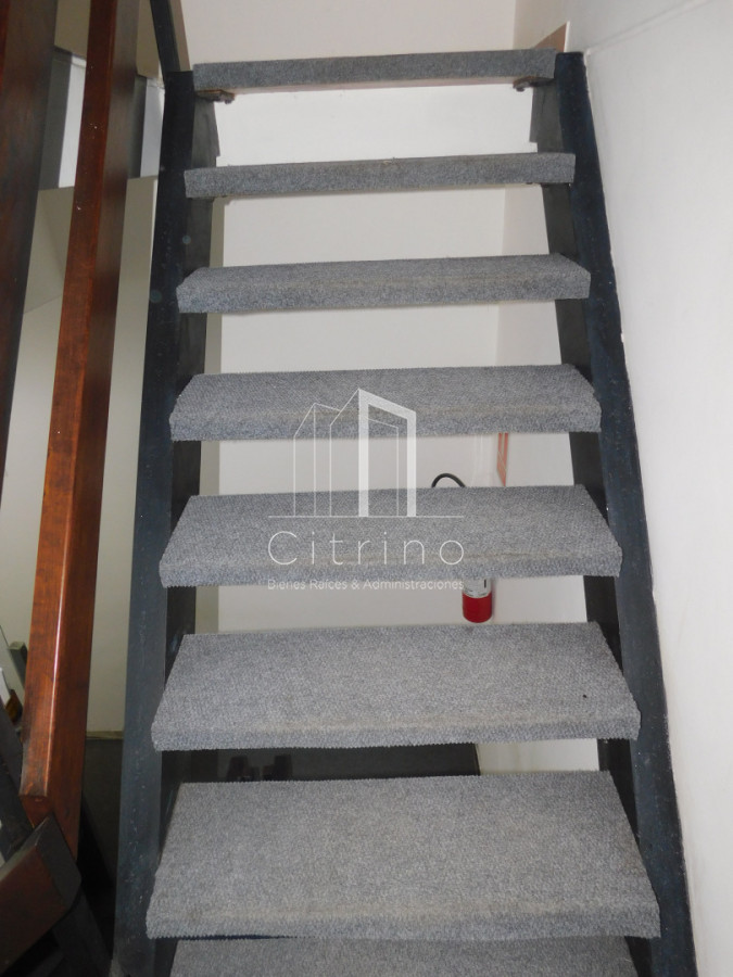 Local Comercial ID.2704 - LOCAL EN VENTA EN PENINSULA 