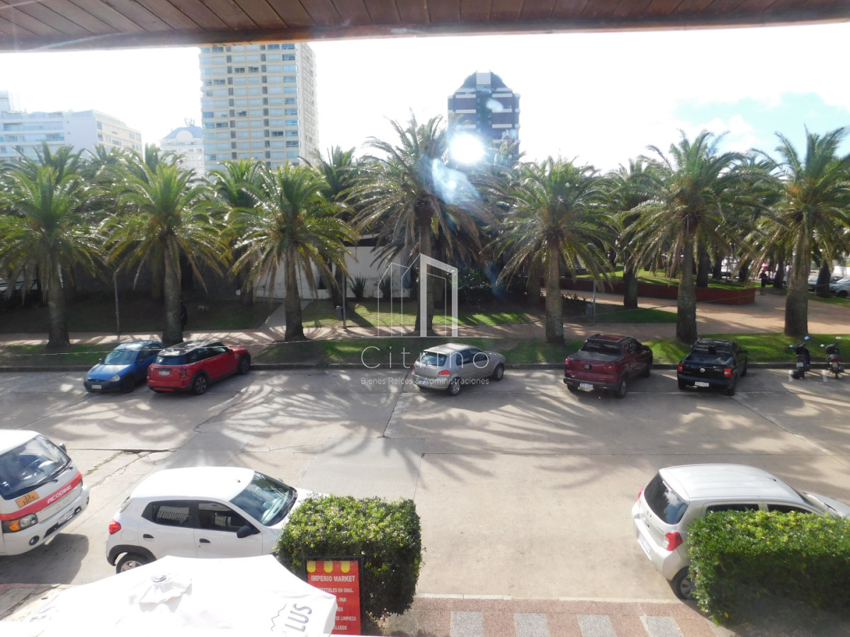 Local Comercial ID.2704 - LOCAL EN VENTA EN PENINSULA 