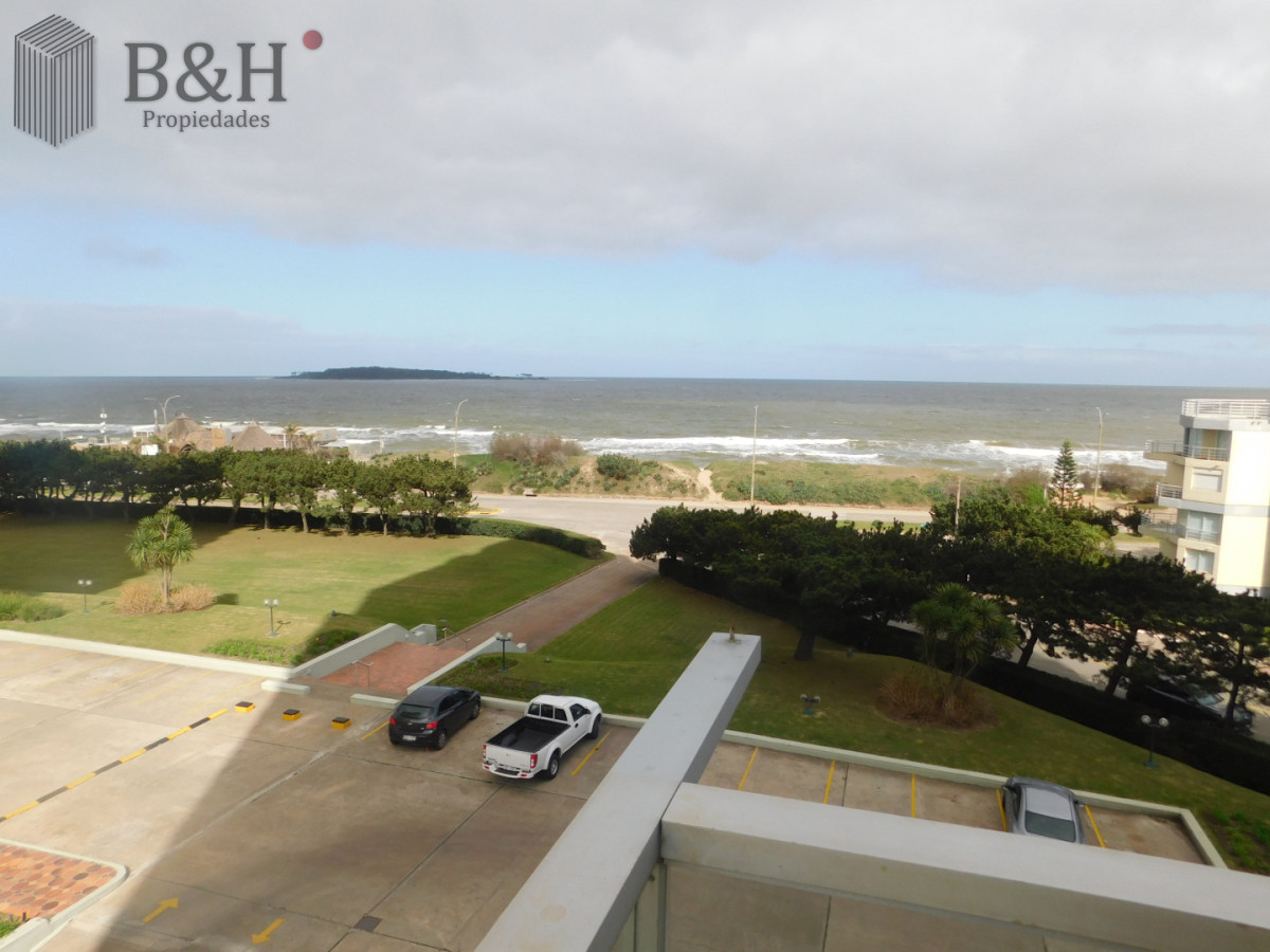 Apartamento ID.7787 - APARTAMENTO EN VENTA 3 DORMITORIOS EN PLAYA MANSA