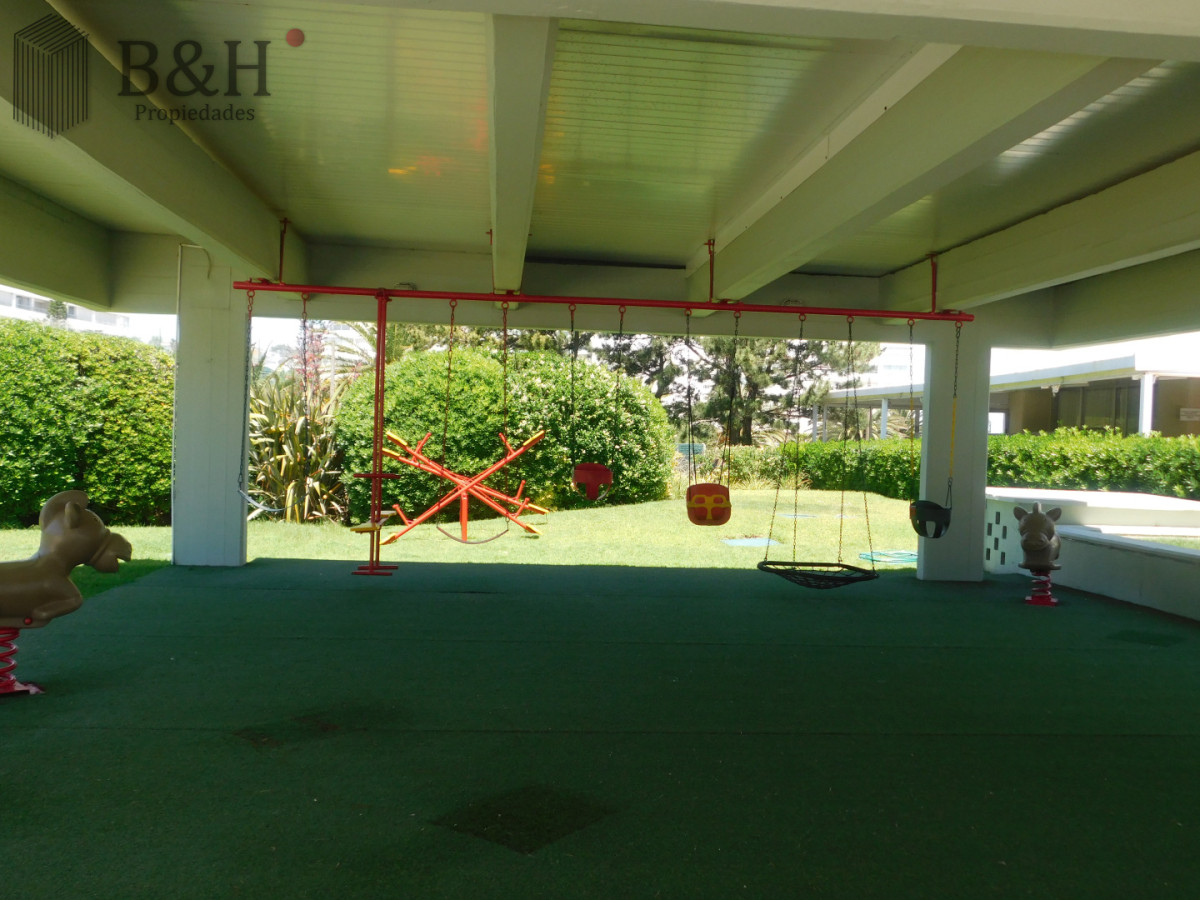 Apartamento ID.7787 - APARTAMENTO EN VENTA 3 DORMITORIOS EN PLAYA MANSA