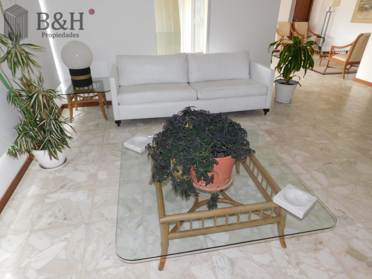 Apartamento ID.7787 - APARTAMENTO EN VENTA 3 DORMITORIOS EN PLAYA MANSA
