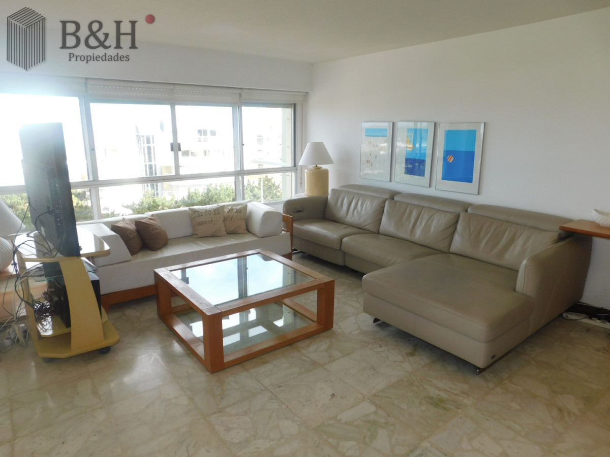 Apartamento ID.7787 - APARTAMENTO EN VENTA 3 DORMITORIOS EN PLAYA MANSA