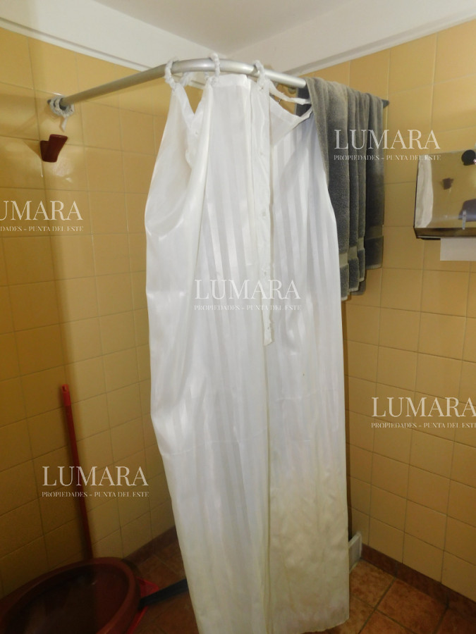 Local Comercial ID.3575 - LOCAL EN VENTA EN PENINSULA 