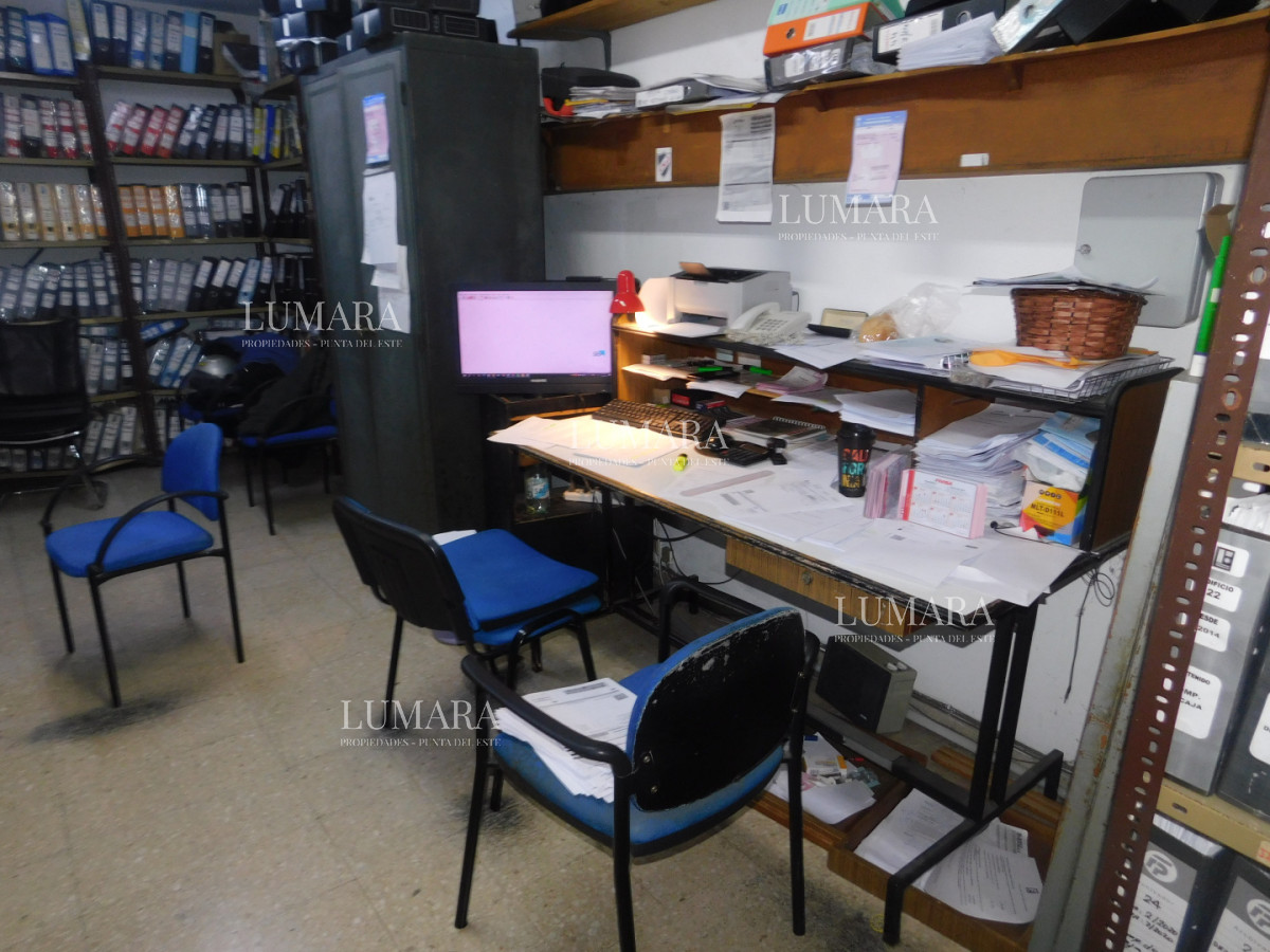 Local Comercial ID.3575 - LOCAL EN VENTA EN PENINSULA 