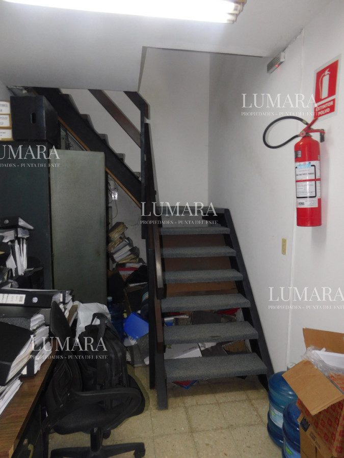 Local Comercial ID.3575 - LOCAL EN VENTA EN PENINSULA 