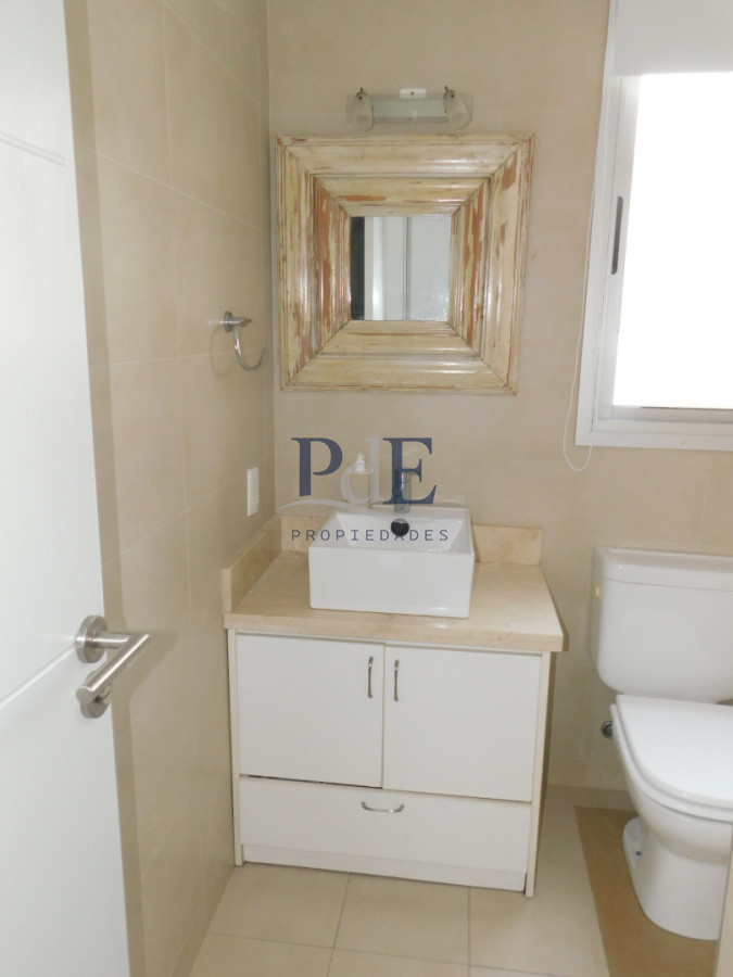 Apartamento en el corazón del Puerto de Punta del Este. - Imagen 44