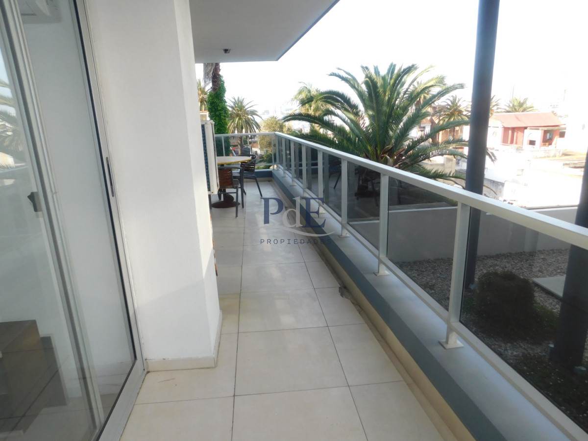 Apartamento en el corazón del Puerto de Punta del Este. - Imagen 24