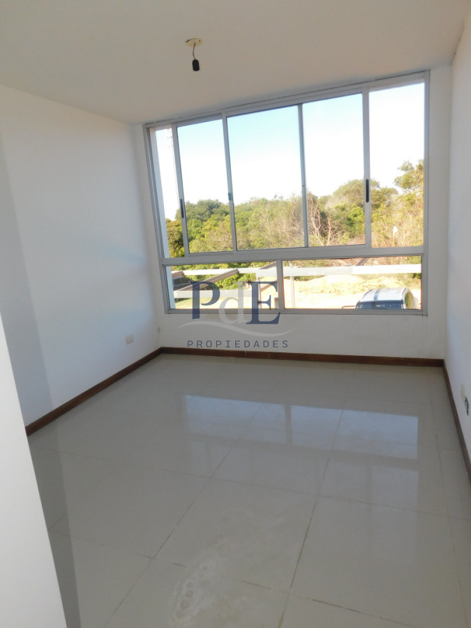 Apartamento en venta de 2 dormitorios en Punta Ballena. - Imagen 38