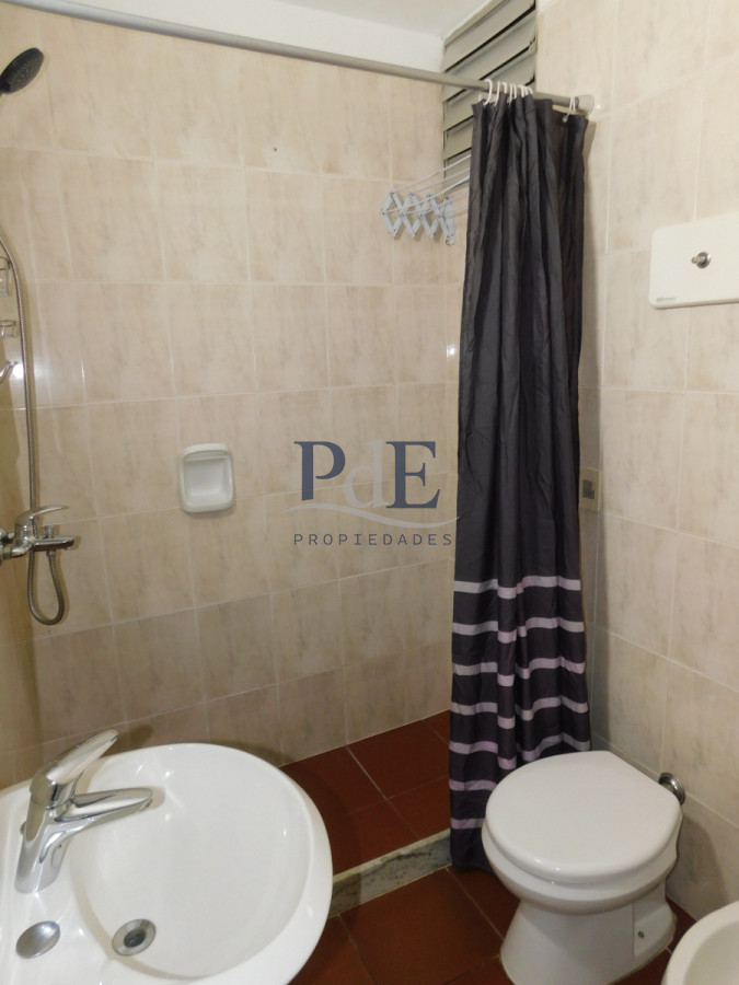 Apartamento en Av. Roosevelt 1 dormitorio con servicio. Punta del Este. - Imagen 13