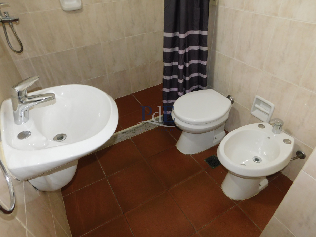 Apartamento en Av. Roosevelt 1 dormitorio con servicio. Punta del Este. - Imagen 12