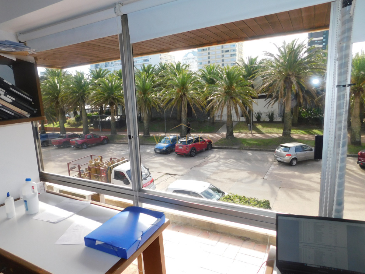 Local Comercial ID.5491 - LOCAL EN VENTA EN PENINSULA 