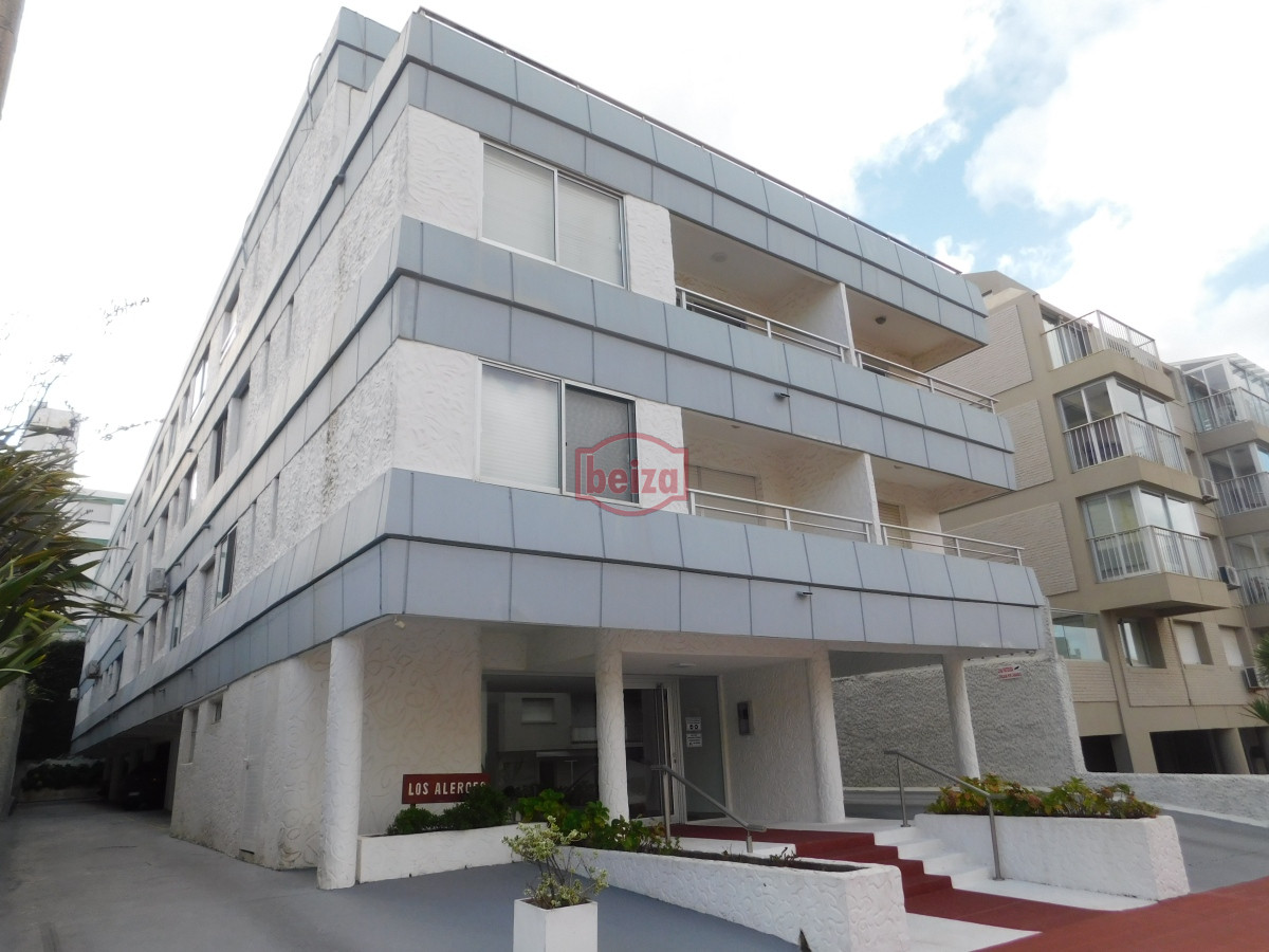 Apartamento ID.166822/Espectacular-departamento-a-metros-del-Mar - APARTAMENTO EN VENTA 1 DORMITORIO y MEDIO PENINSULA