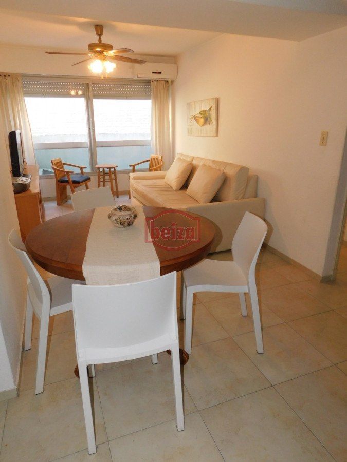 Apartamento ID.166364/Oportunidad.-Vende-apartamento-de-1-dormitorio-en-Unique,-Punta-del-Este - venta en Peninsula de un dormitorio y medio