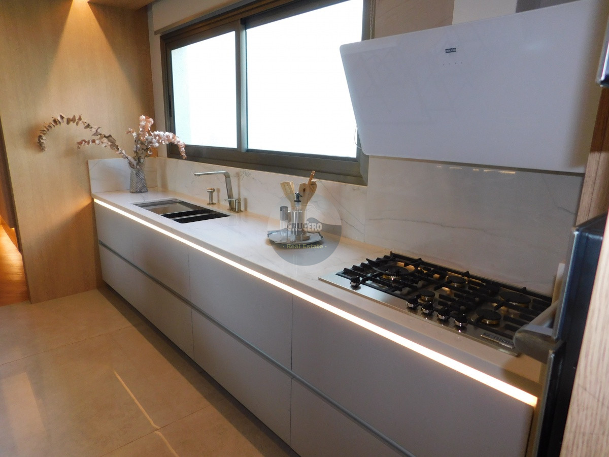 Apartamento ID.6138 - ANDAR EXCLUSIVO EN BAIRRO PRIVATIVO EM CRISTAL 