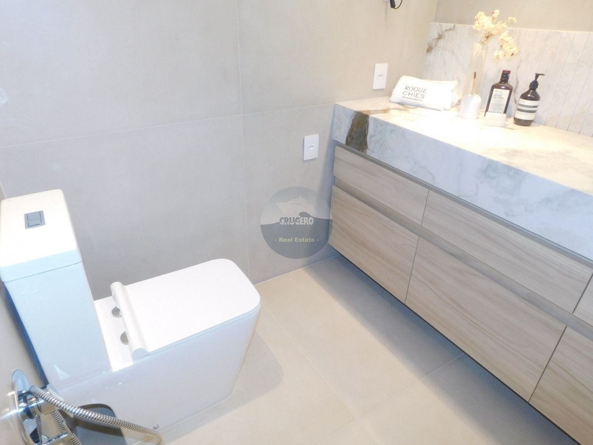Apartamento ID.6248 - APARTAMENTO EN VENTA 3 DORMITORIOS EN PORTO ALEGRE 